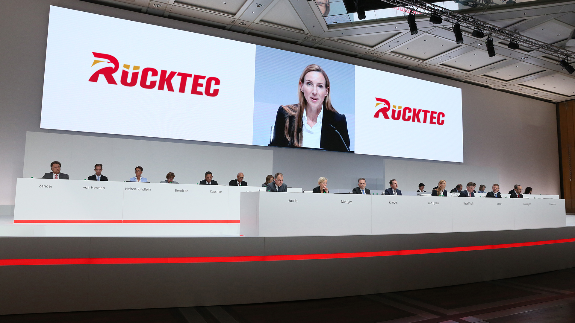 瑞泰环保装备品牌形象设计-oom